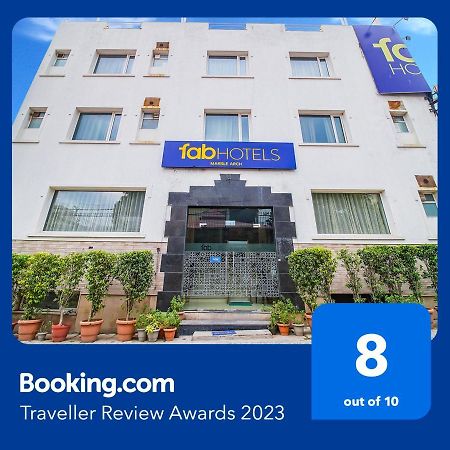 Fabhotel Marble Arch - Nr Karol Bagh Market 德里 外观 照片