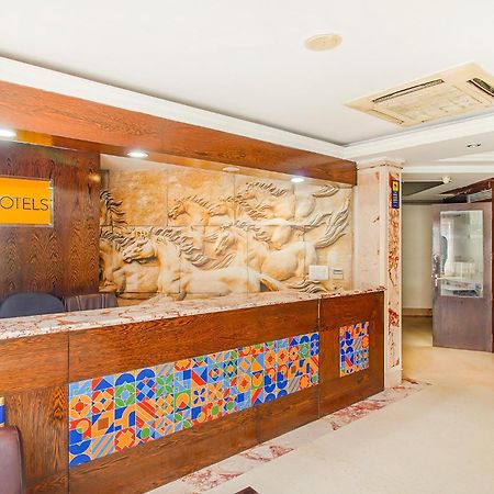 Fabhotel Marble Arch - Nr Karol Bagh Market 德里 外观 照片