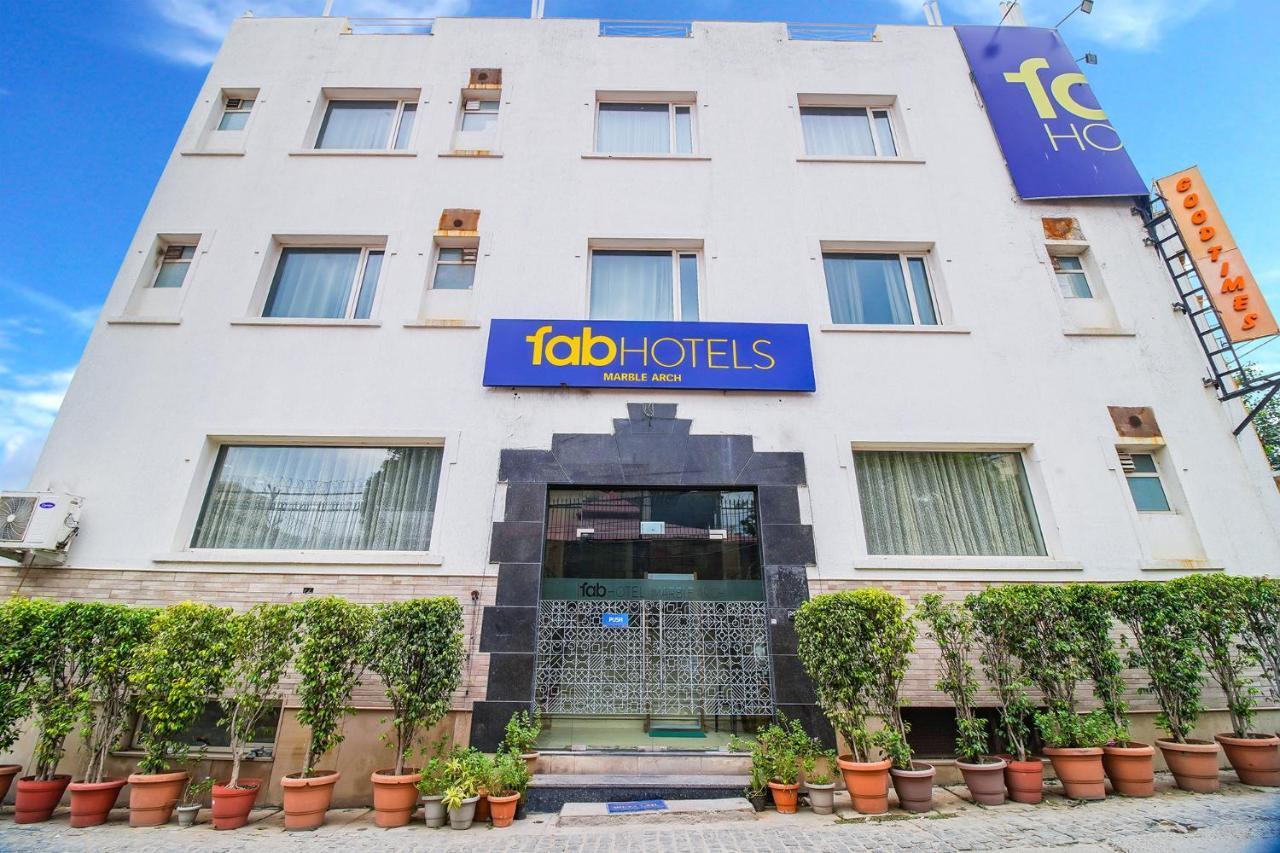 Fabhotel Marble Arch - Nr Karol Bagh Market 德里 外观 照片