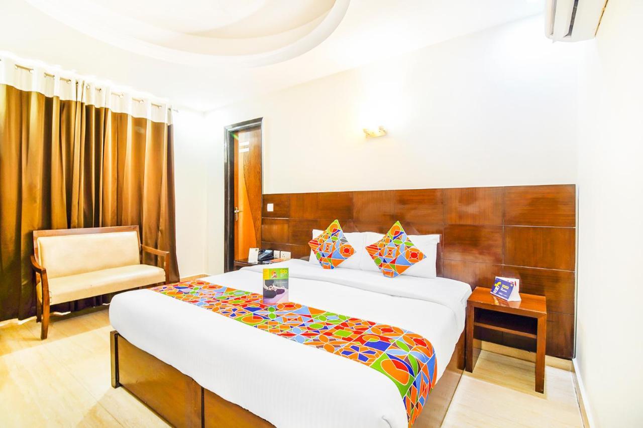 Fabhotel Marble Arch - Nr Karol Bagh Market 德里 外观 照片