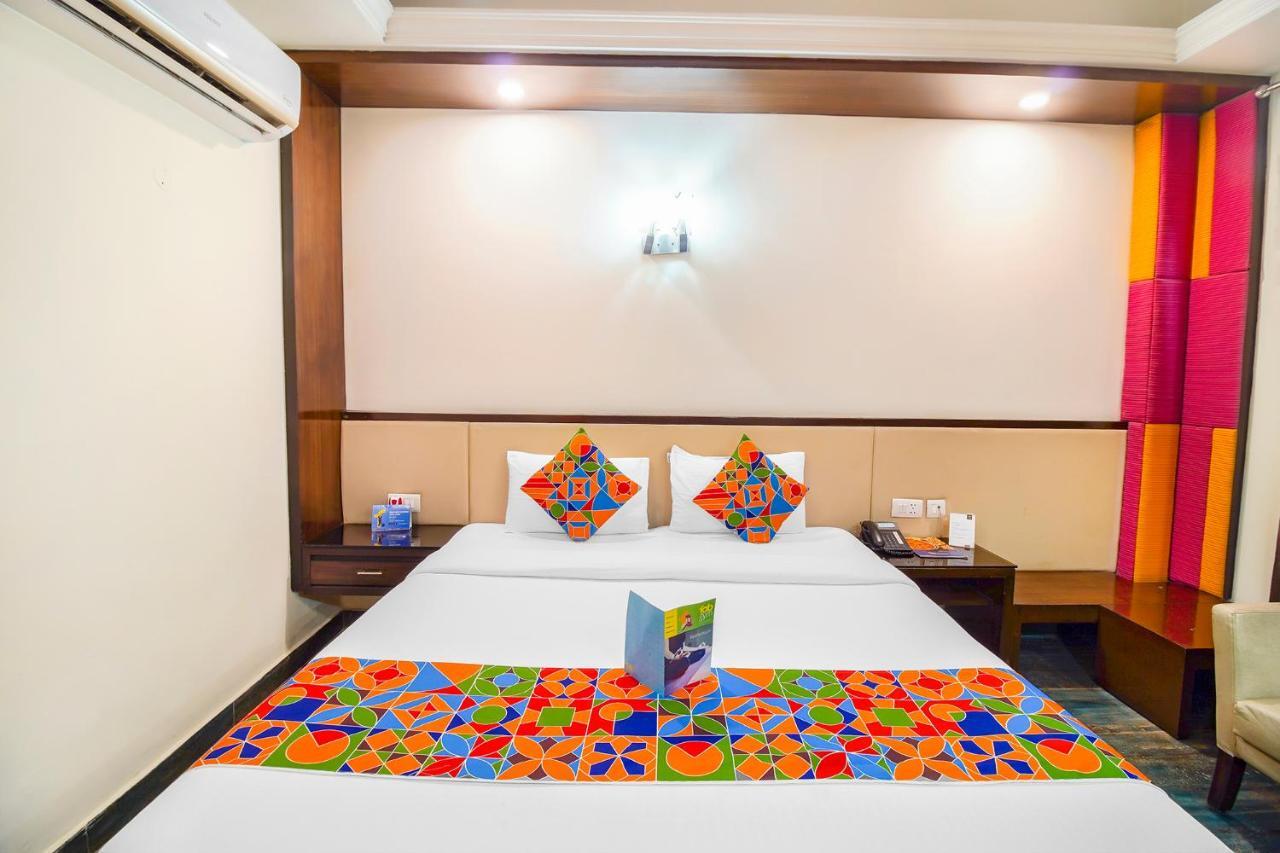Fabhotel Marble Arch - Nr Karol Bagh Market 德里 外观 照片