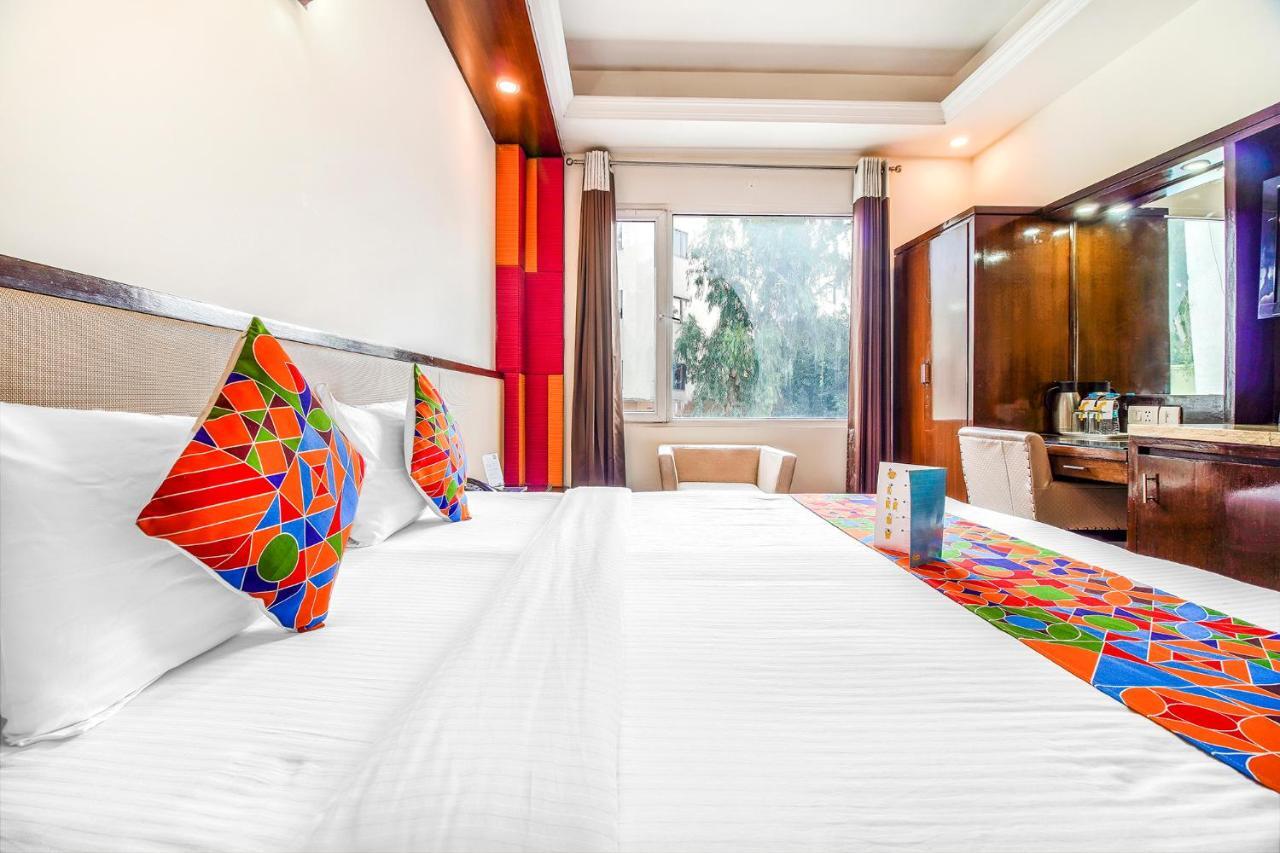 Fabhotel Marble Arch - Nr Karol Bagh Market 德里 外观 照片