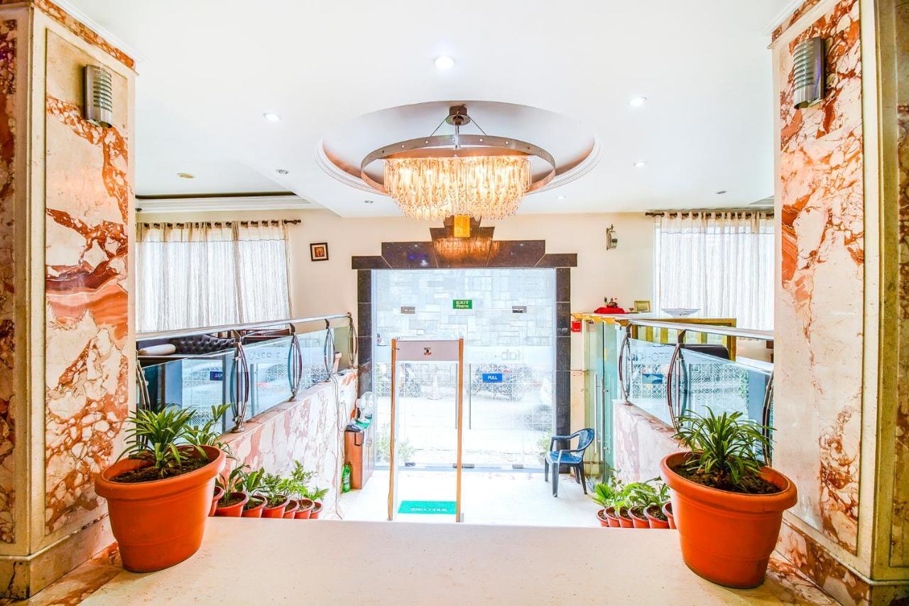 Fabhotel Marble Arch - Nr Karol Bagh Market 德里 外观 照片