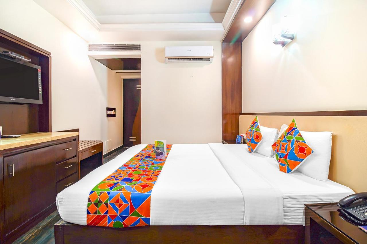 Fabhotel Marble Arch - Nr Karol Bagh Market 德里 外观 照片