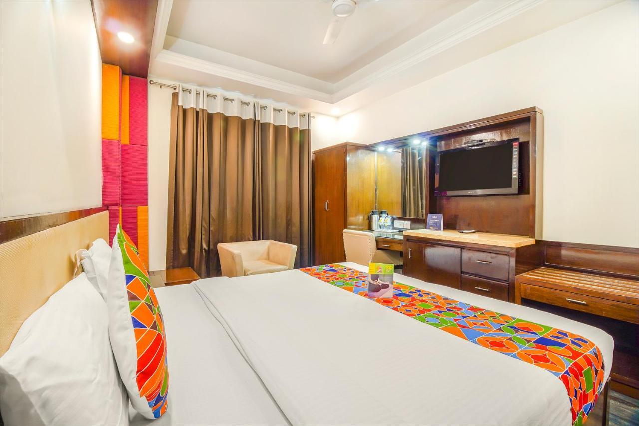 Fabhotel Marble Arch - Nr Karol Bagh Market 德里 外观 照片