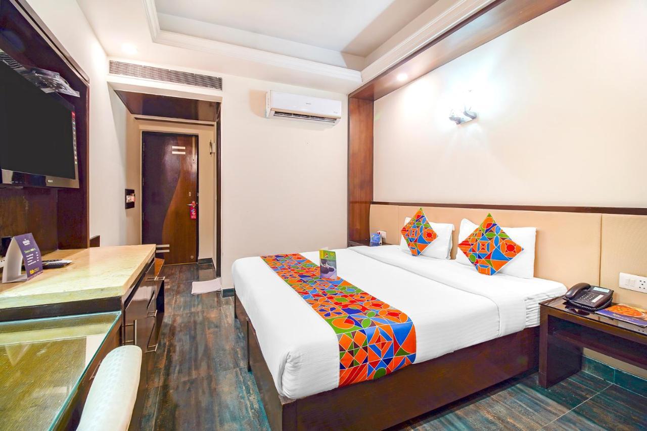Fabhotel Marble Arch - Nr Karol Bagh Market 德里 外观 照片